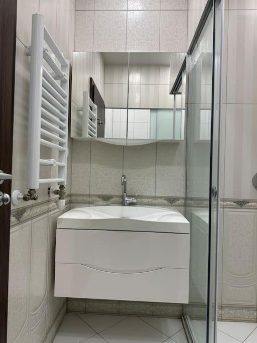 Варна Сити Парк С Паркомясто Extérieur photo